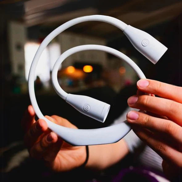 Lumos Knitting Light – See Every Stitch Anywhere